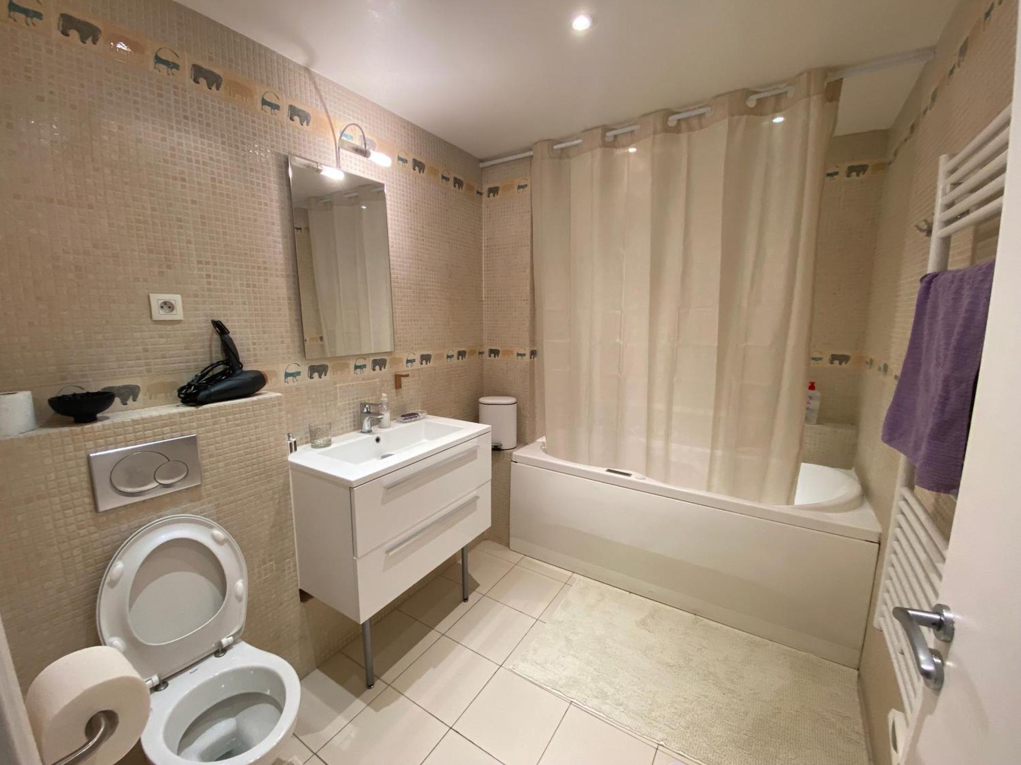 Appartamento Grand Luxueux, Calme Et Sur